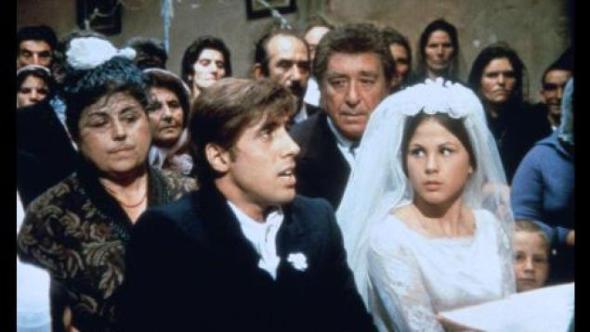 Adriano Celentano e Ottavia Piccolo nel film 'Serafino'