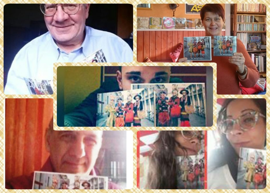 selfie dei fans con la copertina dell'album "Le migliori" di Mina e Celentano