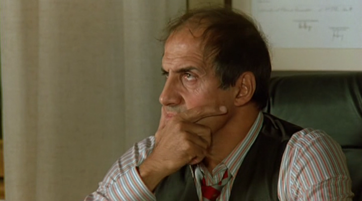 Adriano Celentano in una scena del film "Il burbero"