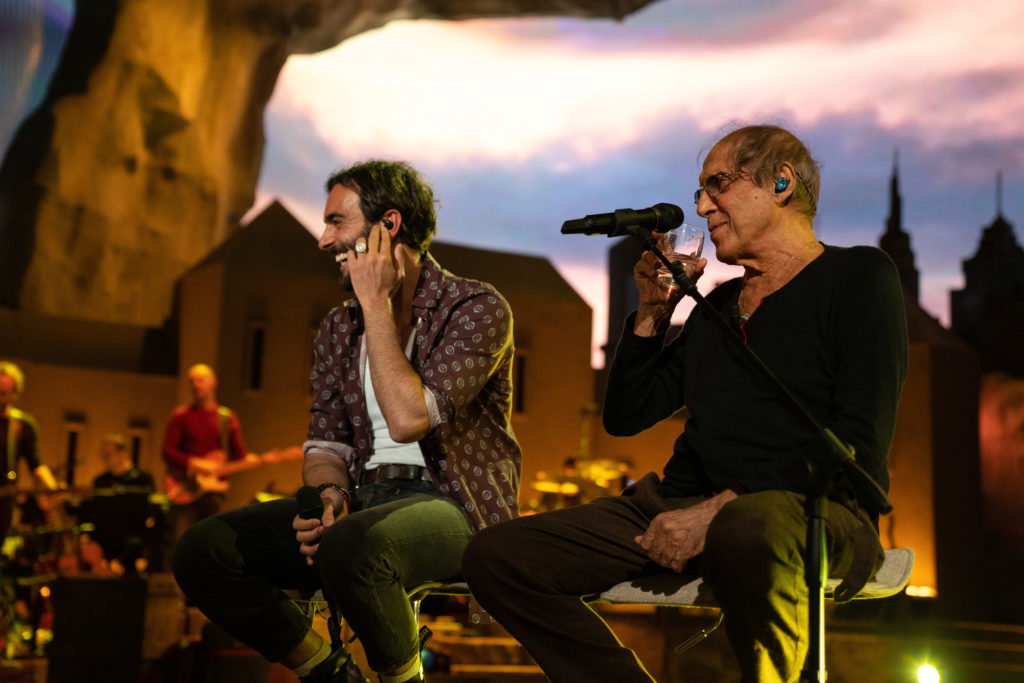 Adriano Celentano e Marco Mengoni durante le prove dello show "Adrian"