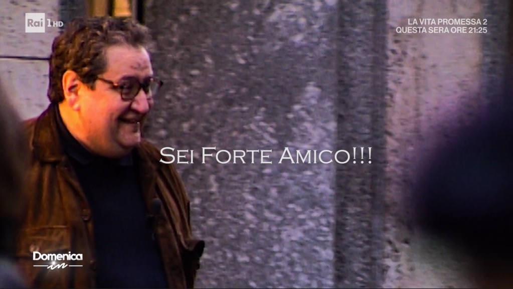 frame tratto dal videomessaggio di Adriano Celentano a Vincenzo Mollica